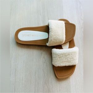Stuart Weitzman Women's Cammy Slide Sandals in Natural. Brand NEW!
Size 8.5B